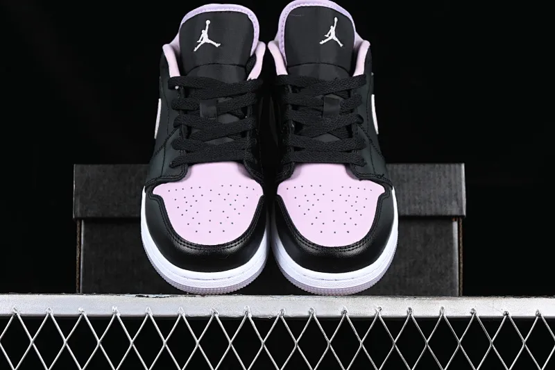 All categories Air Jordan Jordan series basketball shoes Air Jordan 1 Low G version pure original Air Jordan 1 Low AJ1 Joe 1 black powder low-top cultural casual sneakers DV1333-051